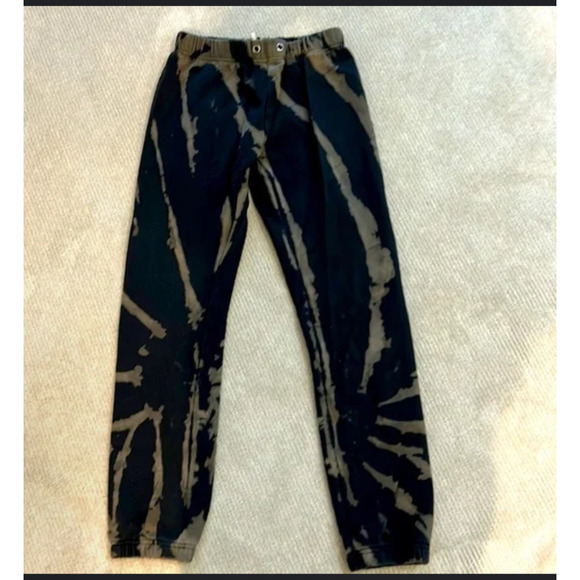 Pam & Gela Women's Jogger Sweatpants Size Small Black Bleach Wash Streetwear - Picture 2 of 9